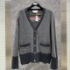 Thom Browne 2022 Autumn and Winter New Classic British Wind Flower Back Color Cardigan